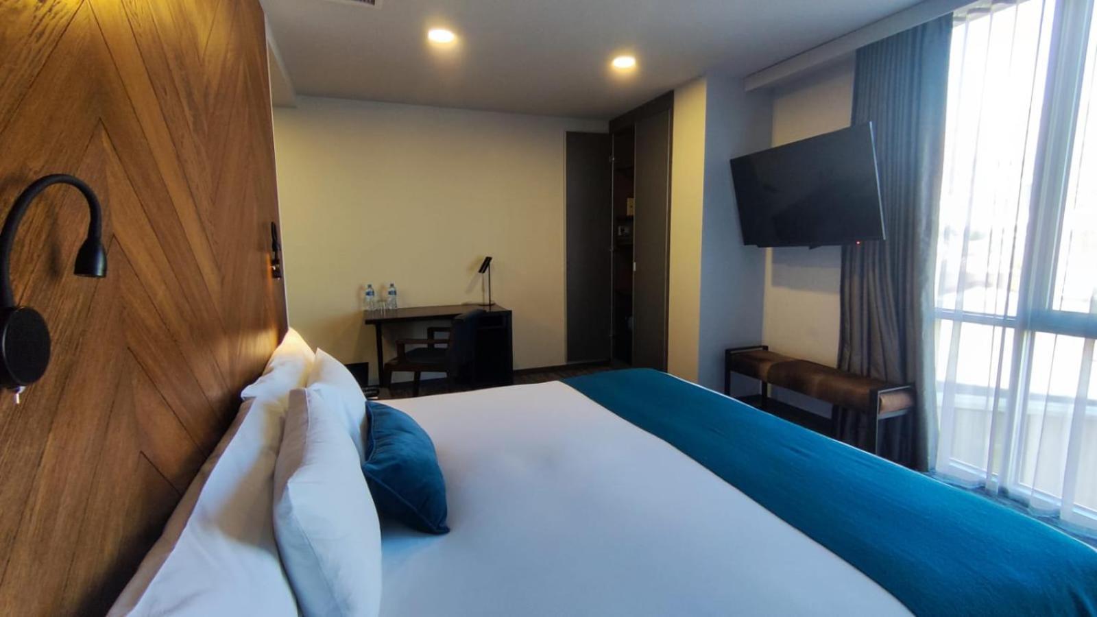 Atix Hotel La Paz